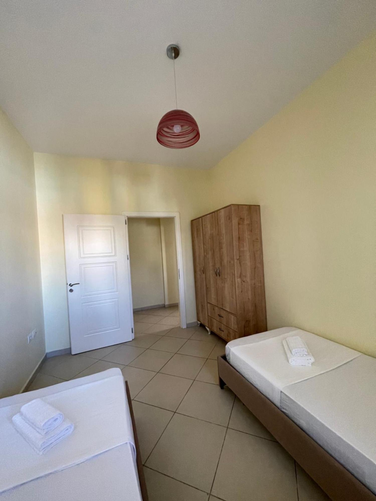 New Baazar Terrace Apartment ティラナ エクステリア 写真